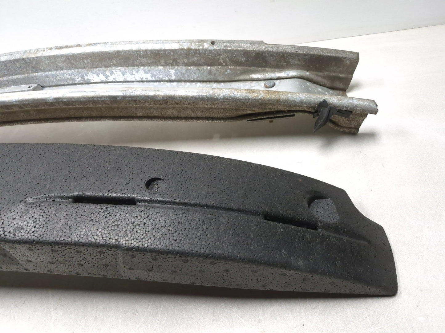 2007 Saab 9-5 Aero Metal Bumper Reinforcement & Front Foam Cover OEM