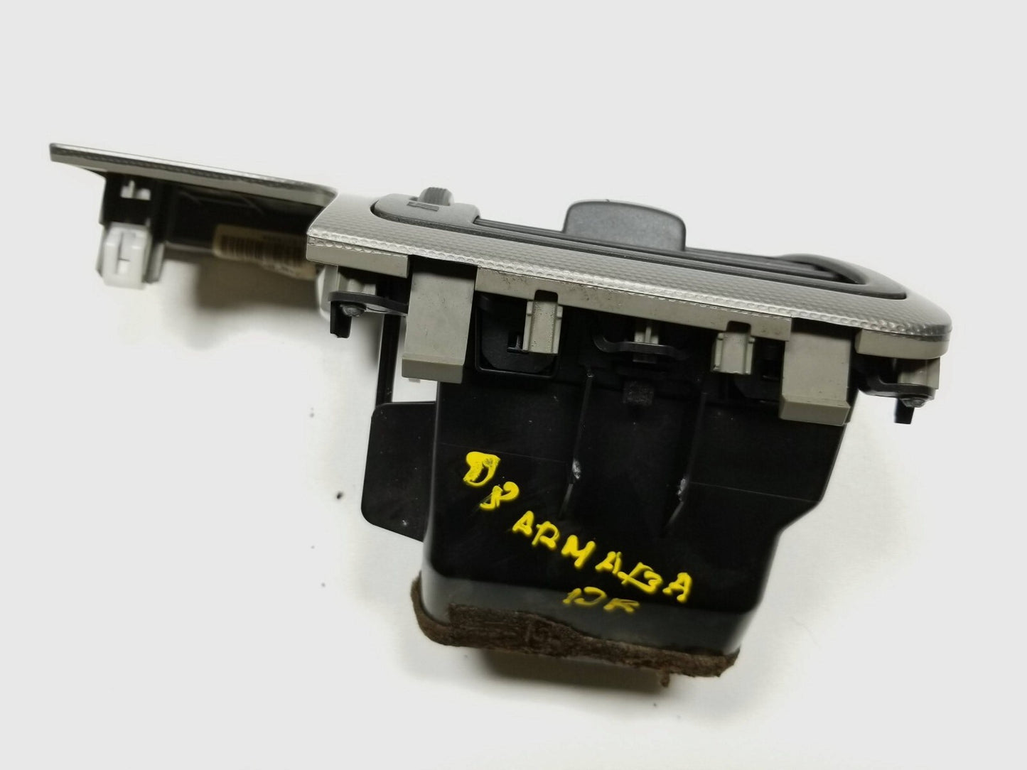 2008 Nissan Armada Dash Ac Heater Air Vent Driver Side Left  OEM