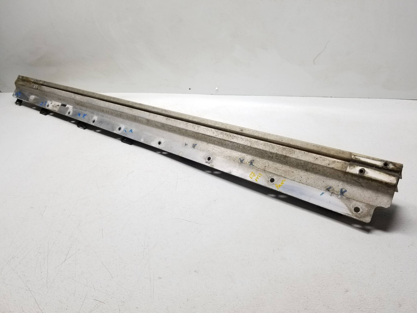 2007 Mercedes Ml500 Running Board Bracket Passenger Side Right OEM