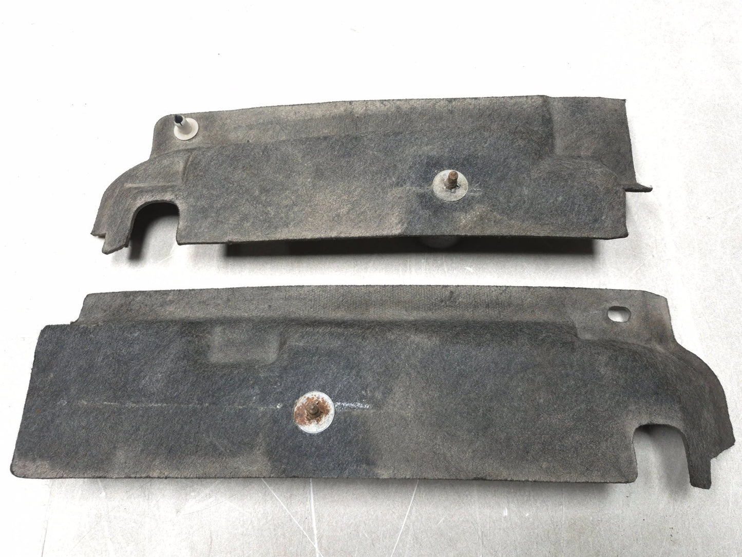 2018 Chrysler 300 Rear Hoist Pad Left & Right OEM