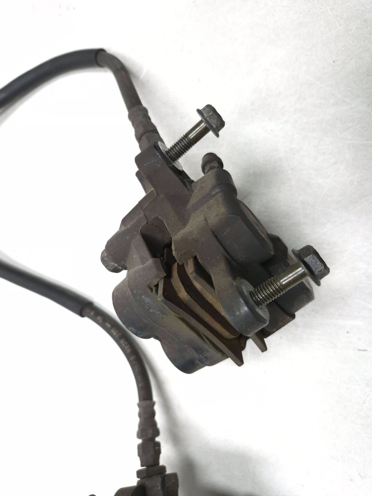 1993 Suzuki Gsx 600 Fp Katana Front Brake Caliper Pair OEM