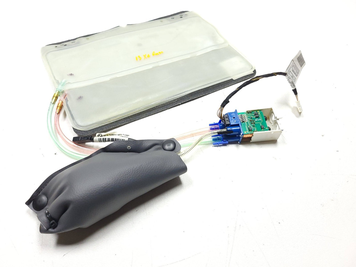 2012 - 2014 BMW X6 Front Seat Lumbar Support Passenger Side Right OEM