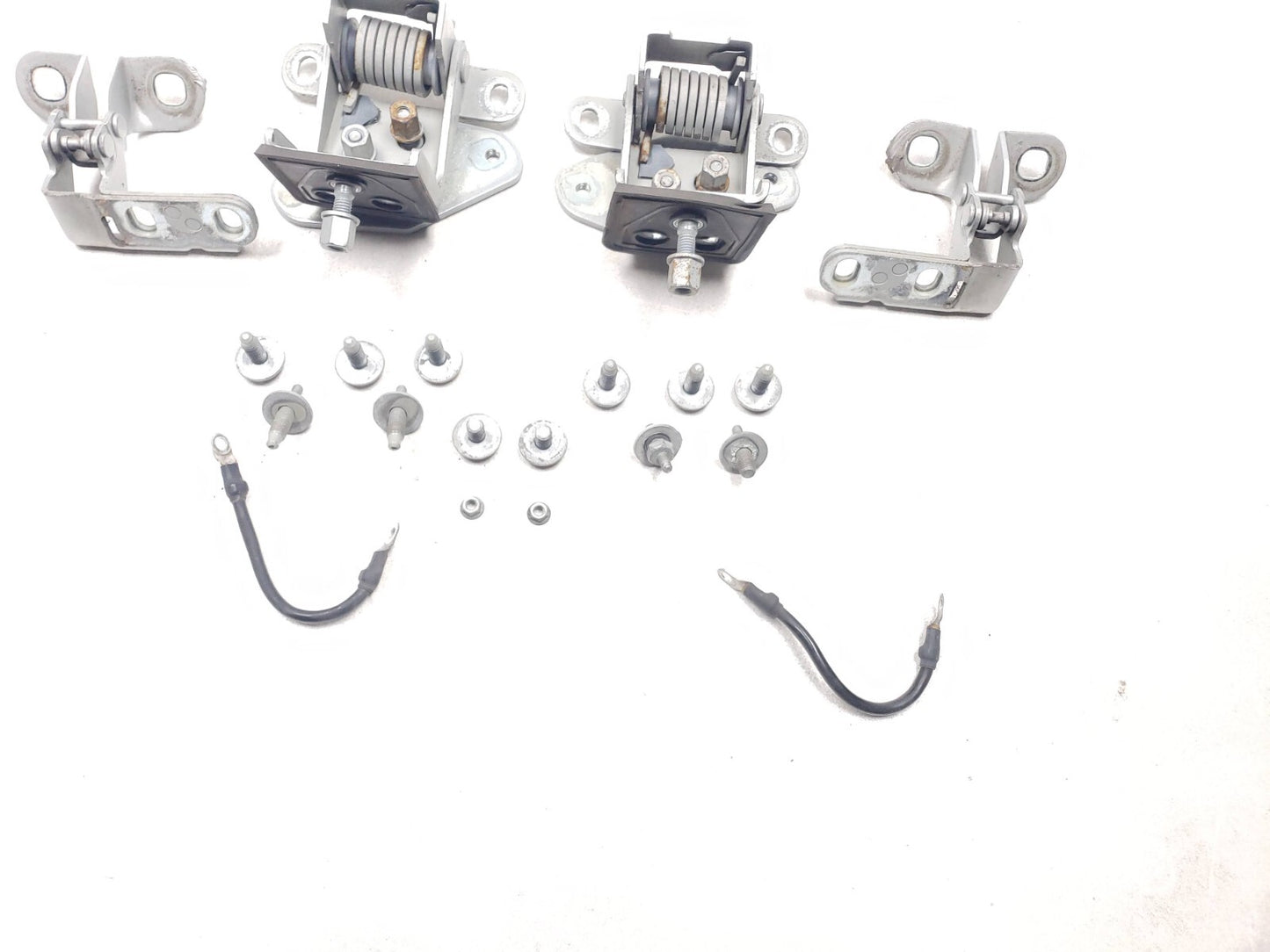 2007 Range Rover Tailgate Liftgate Trunk Hinge Lower & Upper Set OEM