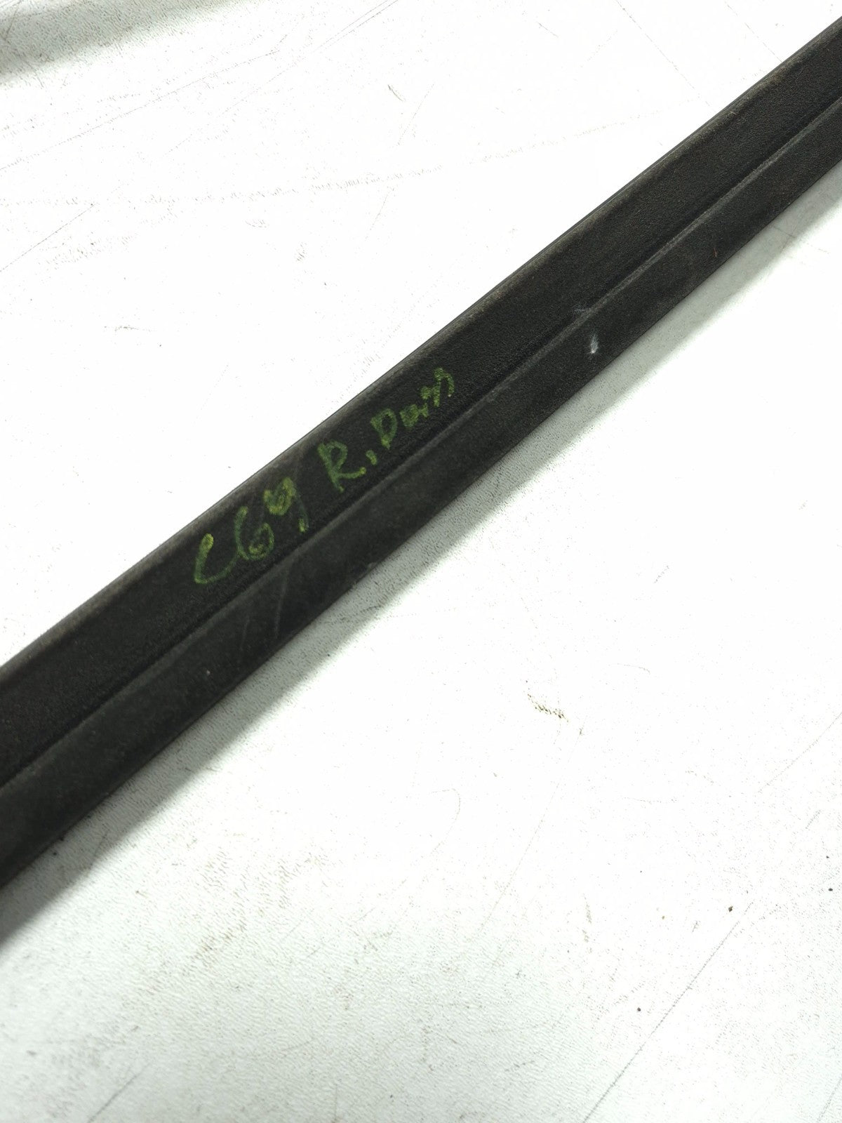 2013 Ford Focus Hatchback Rear Door Weatherstrip Seal Passenger Side Right OEM