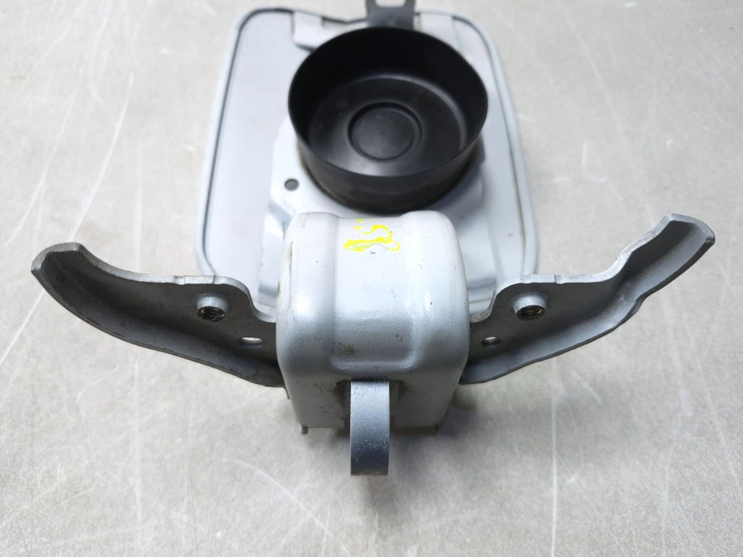 2018 Chrysler 300 Fuel Tank Filler Door OEM