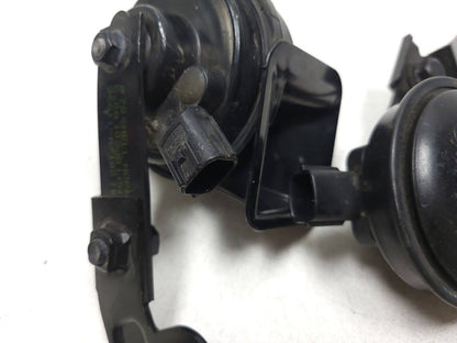 14 15 16 Kia Forte Horn Signal Pair OEM 27k