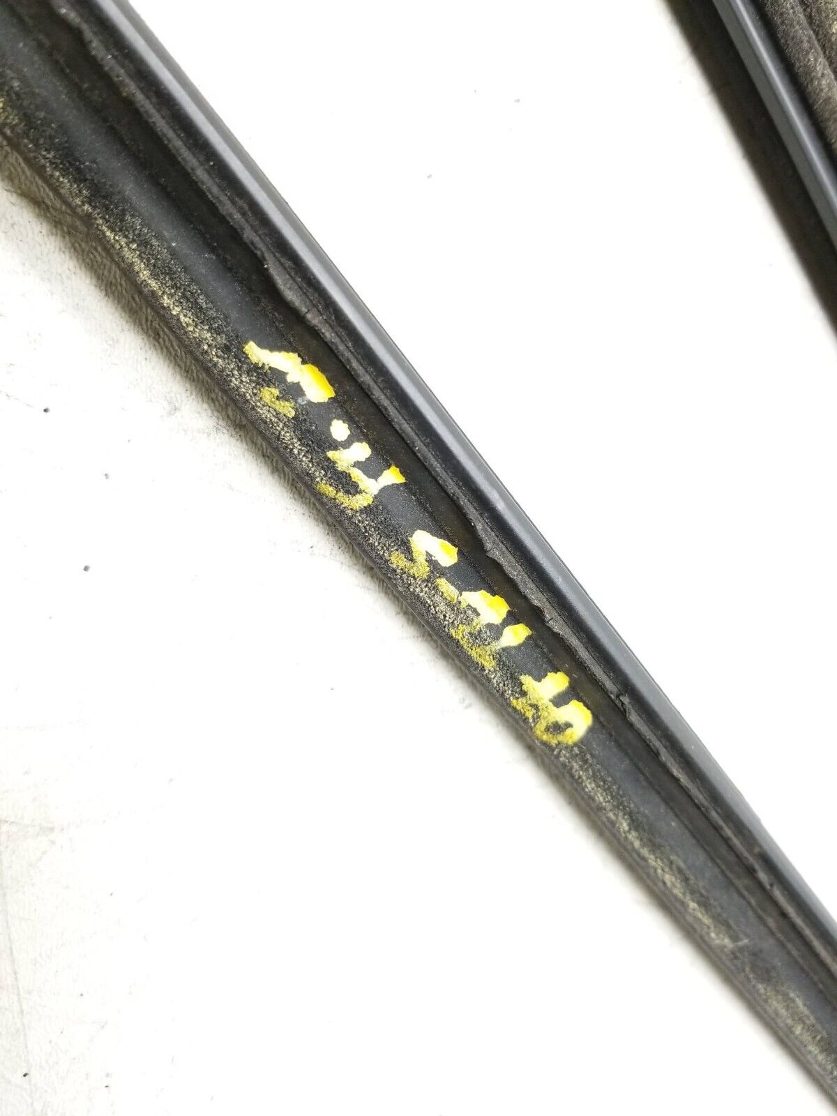 2007 2008 Acura Tl Door Window Belt  Molding Trim Driver Side Left 2pcs OEM