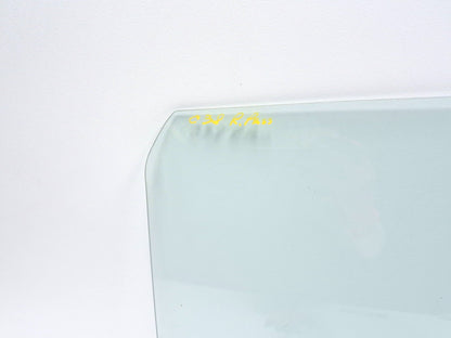 2015 Nissan Juke Door Window Glass Rear Passenger Side Right OEM