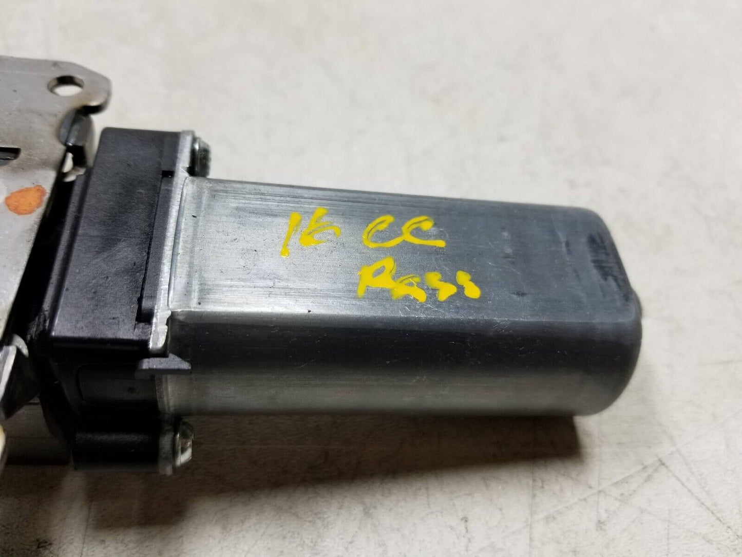 09 - 17 Volkswagen Cc Front Seat Motor Passenger Right 3pcs OEM