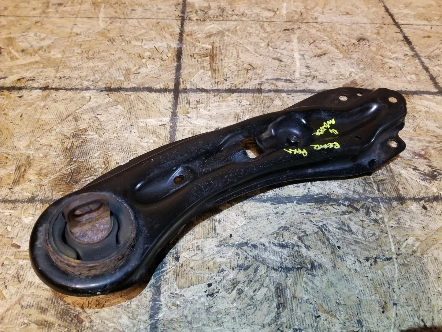 2014 Dodge Avenger Rear Trailing Control Arm Passenger Side Right OEM