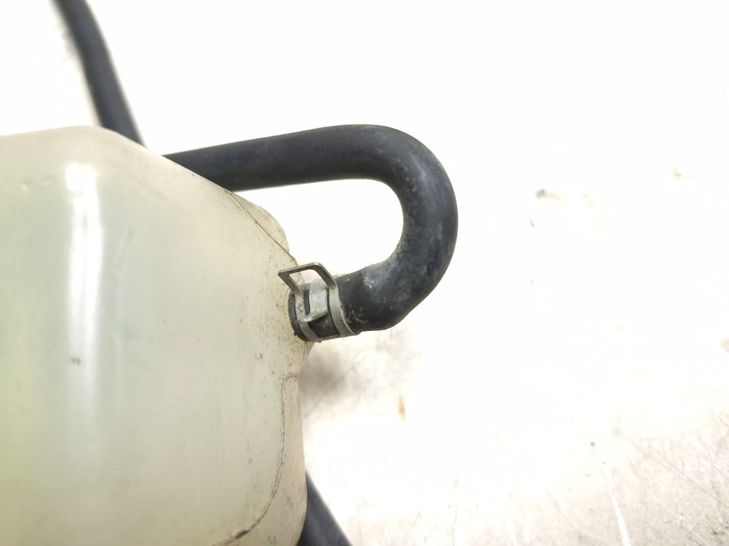 2005 Suzuki Boulevard С50 Coolant Reservoir OEM