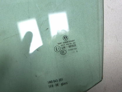 2011 Volkswagen Tiguan Front Door Window Glass Driver Side Left OEM