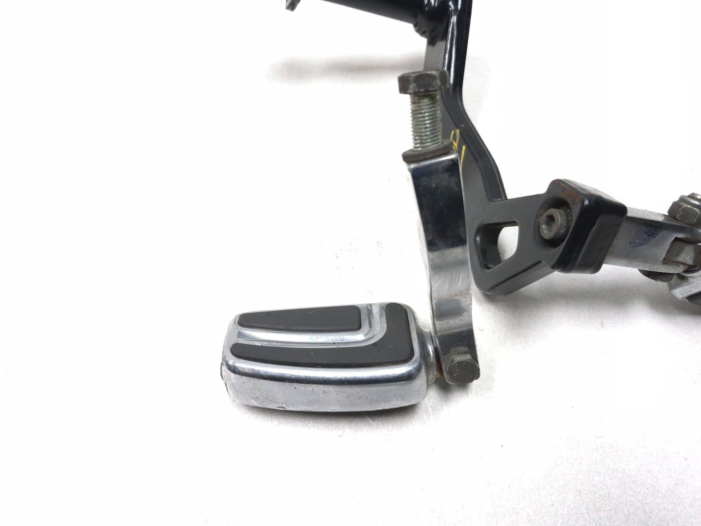 2003 Harley-davidson Fxdl Anniversary Dyna Rear Footrest  Left & Right Pair OEM