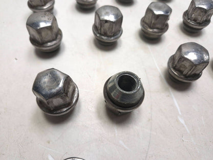 2020 Dodge Challenger Wheel Lug Nut  18pcs OEM