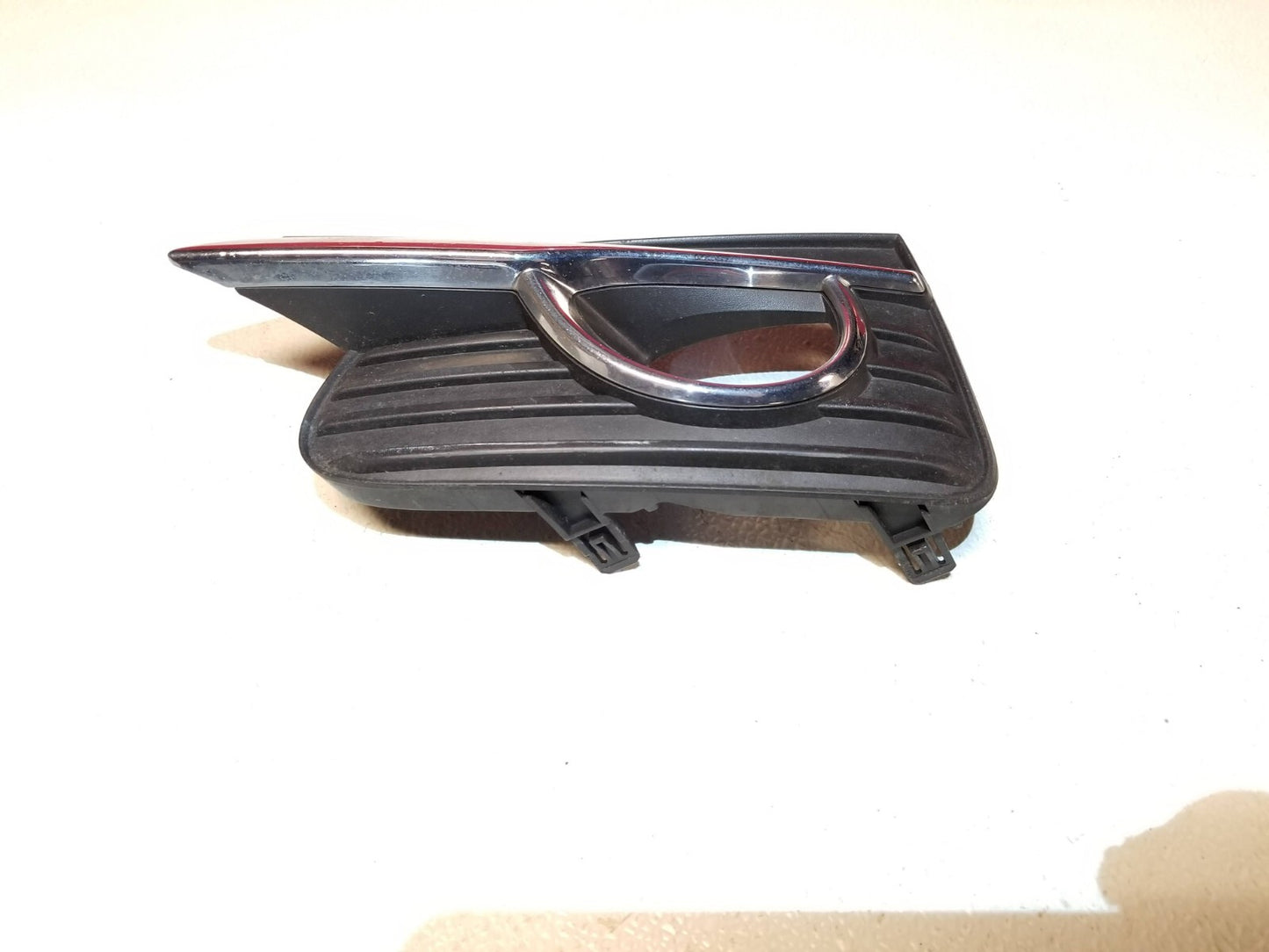 16 17 Infiniti Q50 Front Left Driver Side Light Fog Lamp Bezel Cover OEM