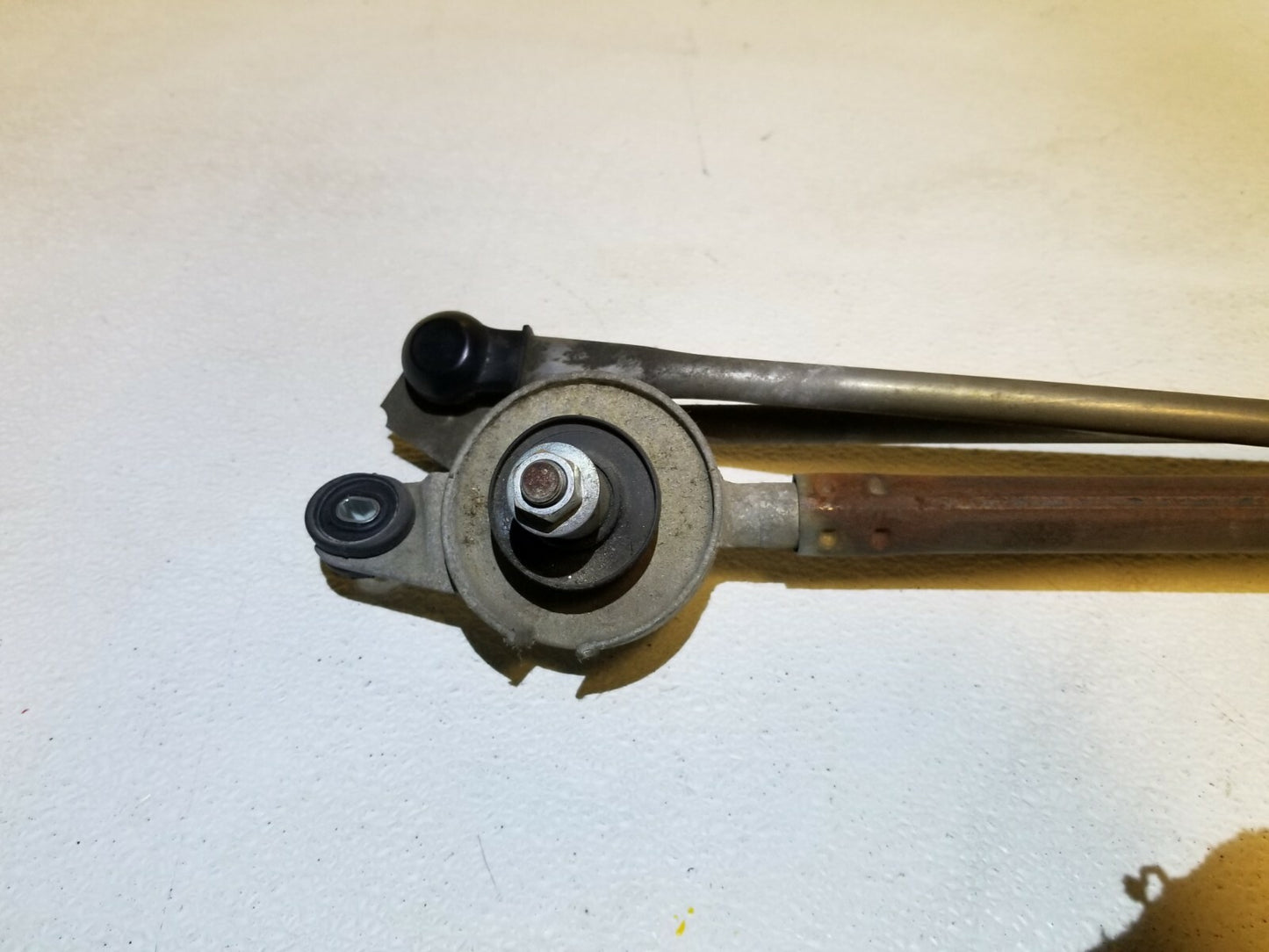 2012 Mitsubishi Eclipse Windshield Wiper Motor W/ Linkage OEM
