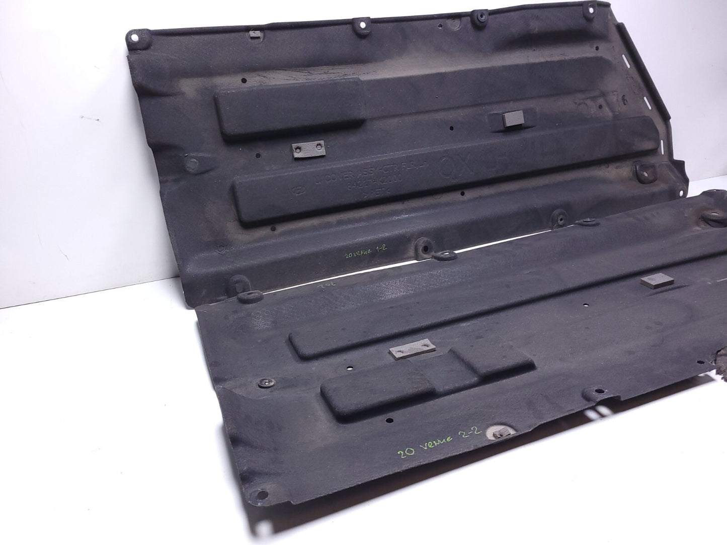 20 21 22 Hyundai Venue Floor Under Body Splash Shield Cover Panel Pair OEM
