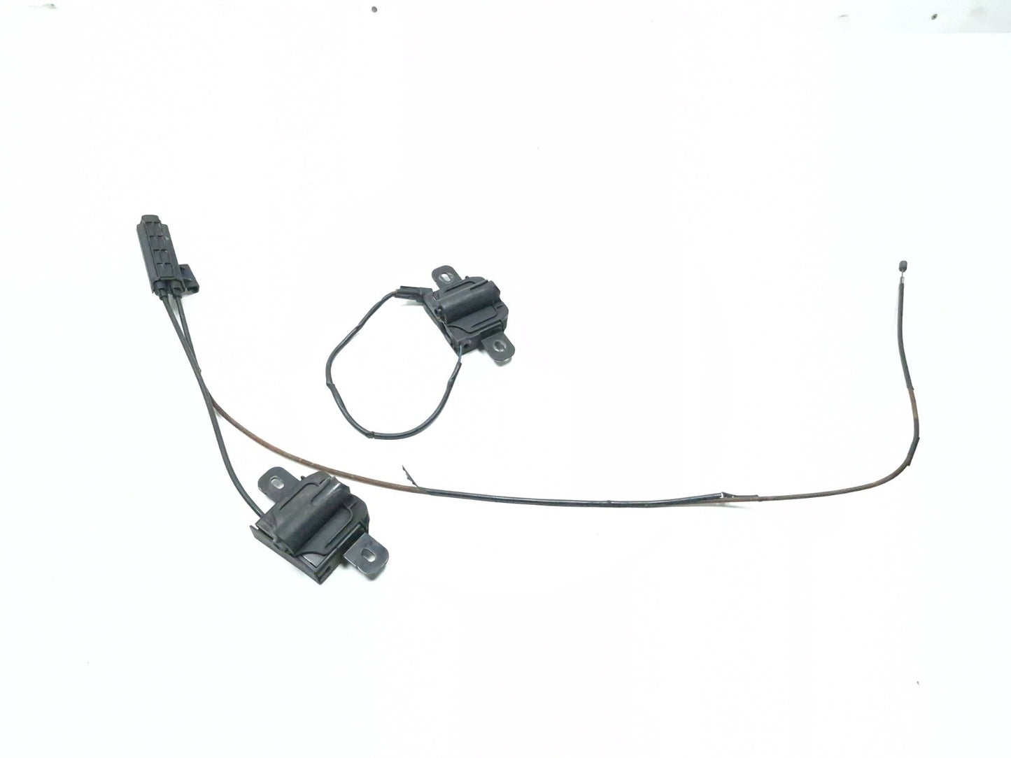 2013 Volvo S60 T5 Hood Lock Latch Left & Right Pair OEM