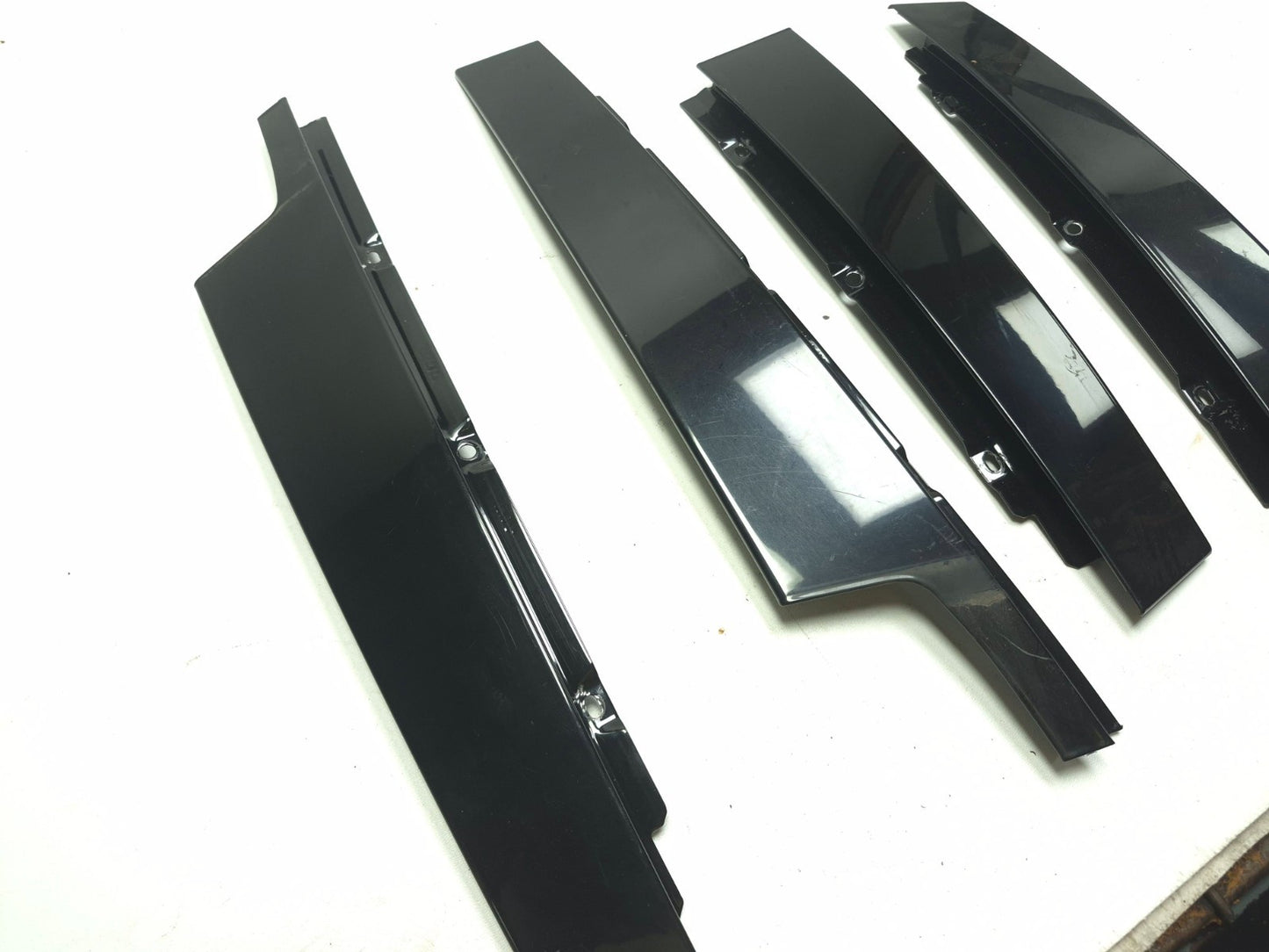 2013 Volvo S60 Door Window Applique Molding 4pcs OEM