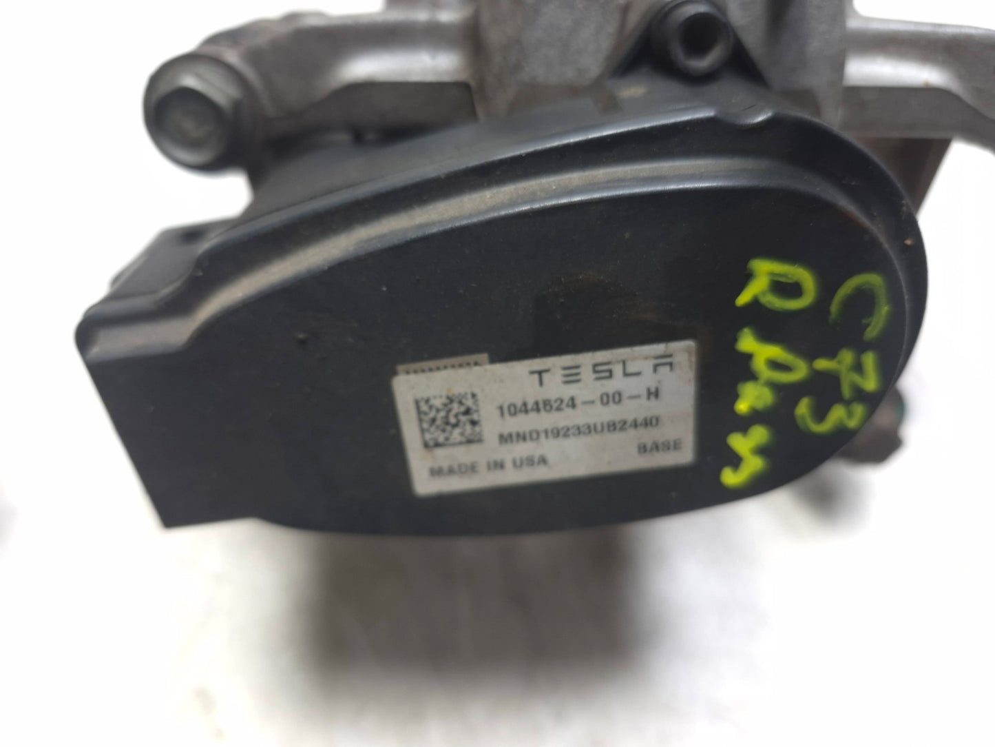 2019 Tesla Model 3 Rear Brake Caliper Left & Right Pair OEM