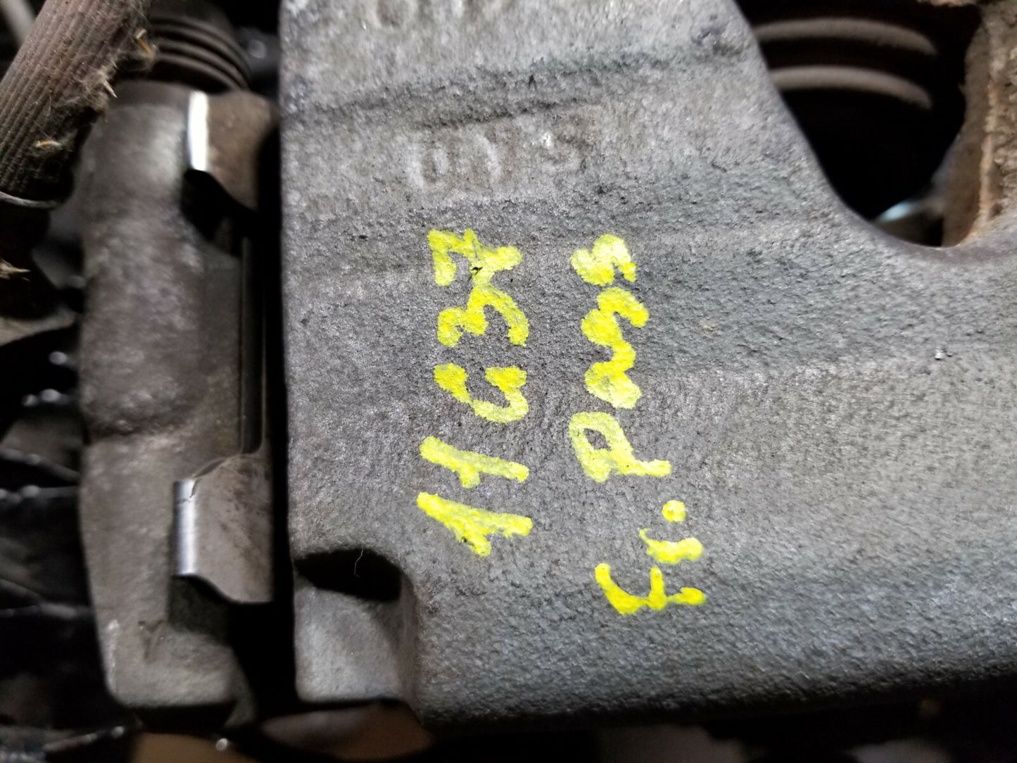 2011 Infiniti G37 Front Passenger Brake Caliper OEM