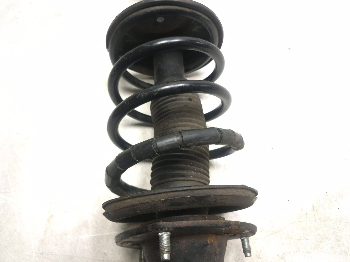 2008 Hyundai Tucson Front Left & Right Strut Shock Assy Pair OEM