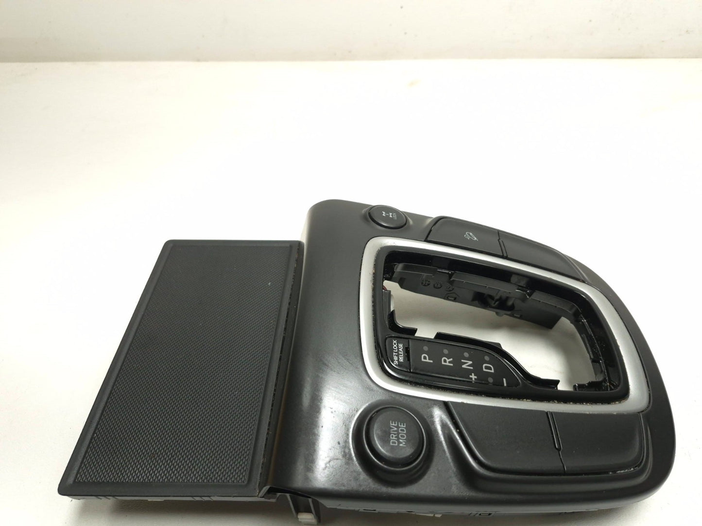 2019 Hyundai Kona Center Console Shifter Bezel Cover Panel W/ Switch OEM