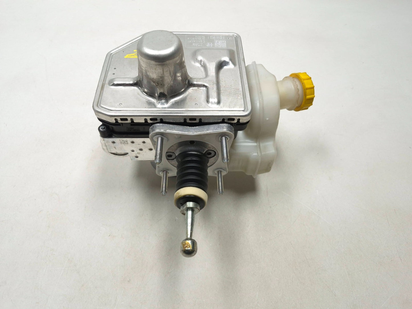 2024 Alfa Romeo Stelvio Power Brake Booster W/ Master Cylinder OEM