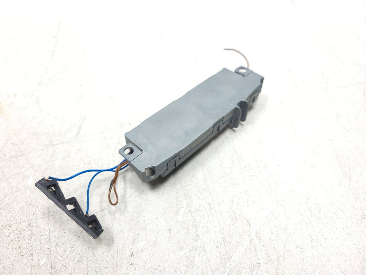 09 - 12 Audi A4 S4 Sedan Antenna Amplifier Module OEM