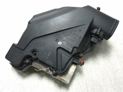 2008 BMW X6 E71 Air Cleaner Intake Filter Housing Box Driver Side Left OEM
