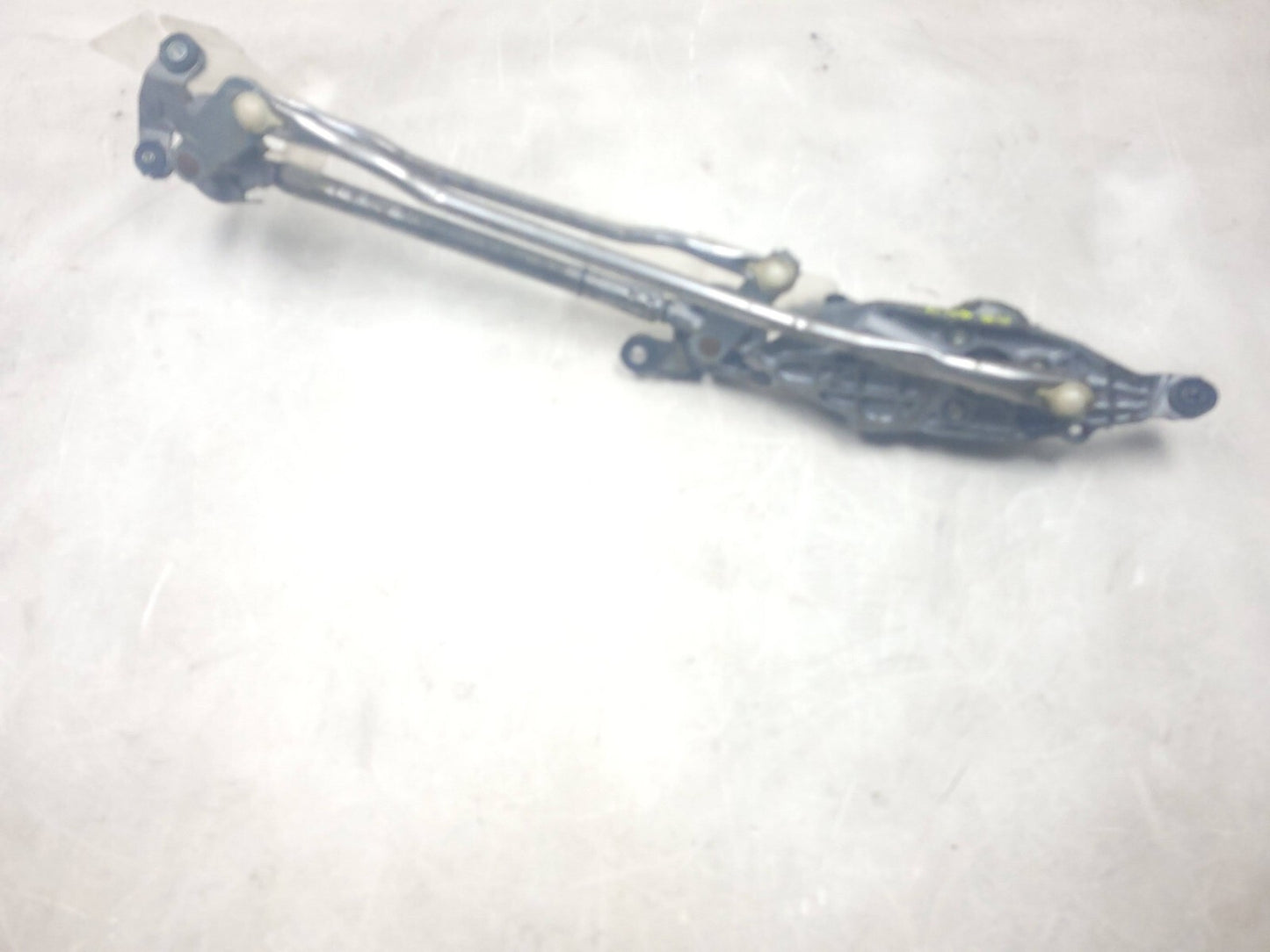 2009 Mazda Cx-7 Windshield Wiper Motor W/ Linkage OEM