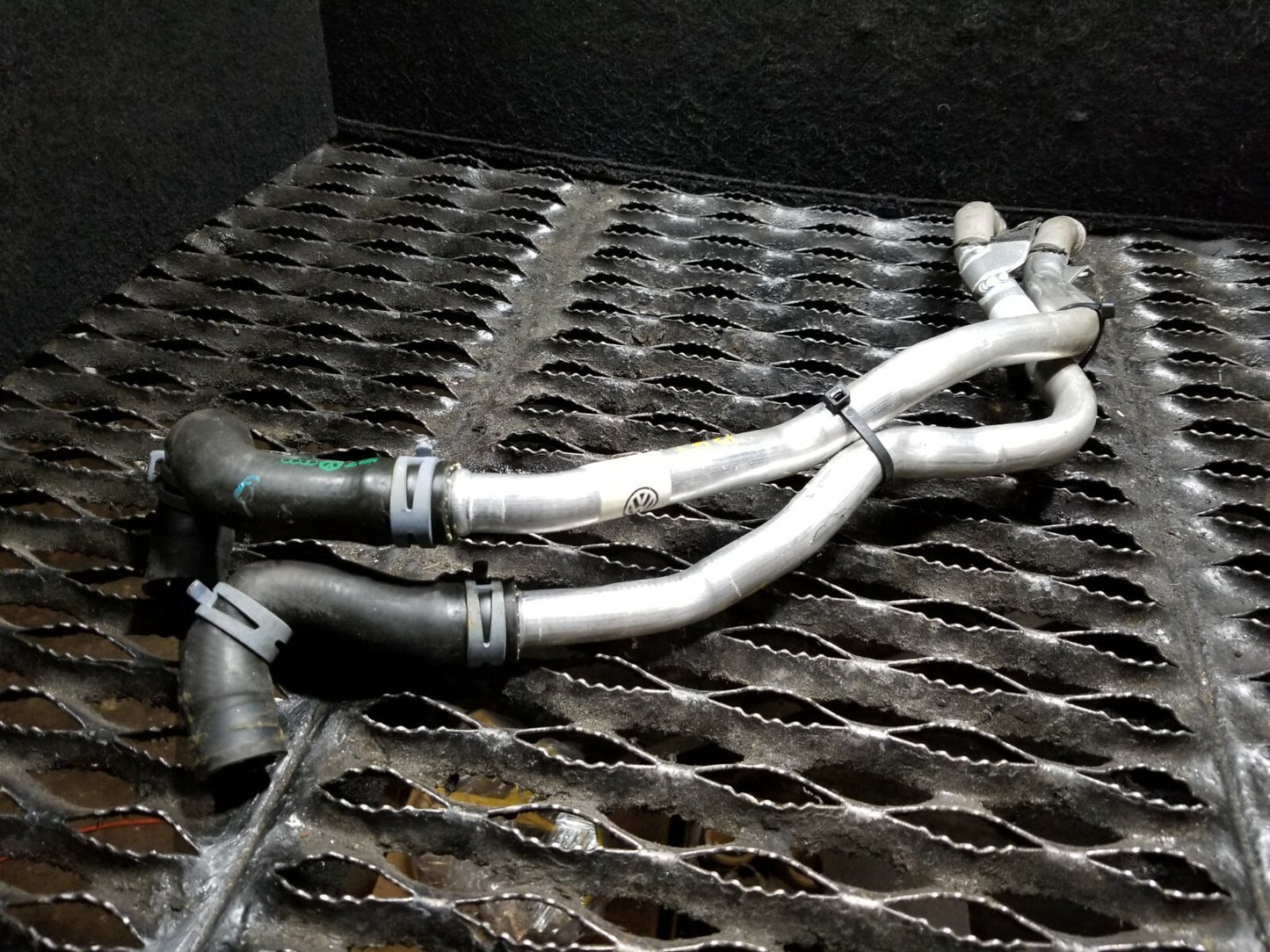 2015 Audi Q7 Heater Water Return Hose Line Pipe OEM