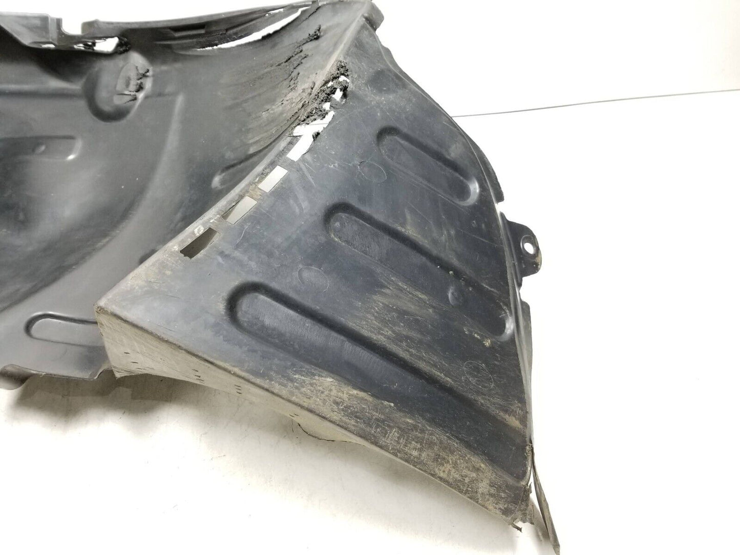 09 - 12 Hyundai Genesis Coupe Front Fender Liner Splash Inner Passenger Side OEM