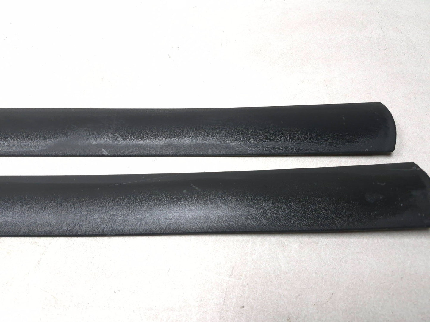 2013 Ford Transit Connect Front Door Lower Molding Left & Right OEM