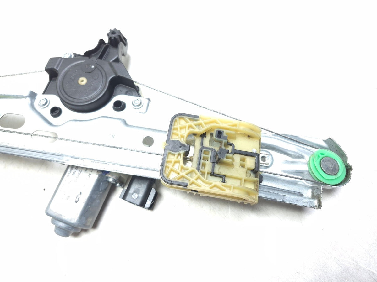 2017 Ford Focus Rear Door Window Regulator Motor Right Passenger Side OEM