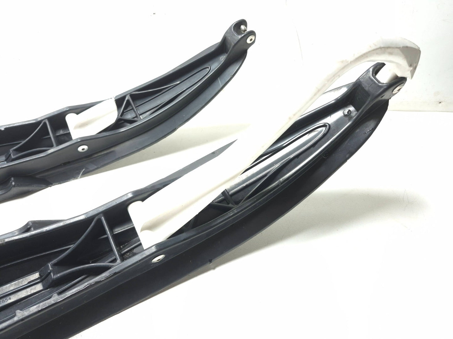 2011 Ski Doo Mx Z Tnt E-tec 600 Pilot Ski Left & Right Pair OEM