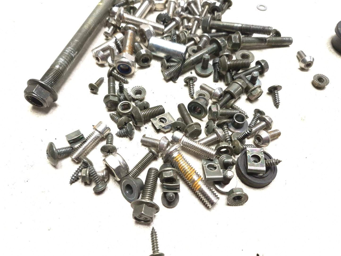 2025 Dongfang Df200stg Misc Bolt & Reflector Pair OEM