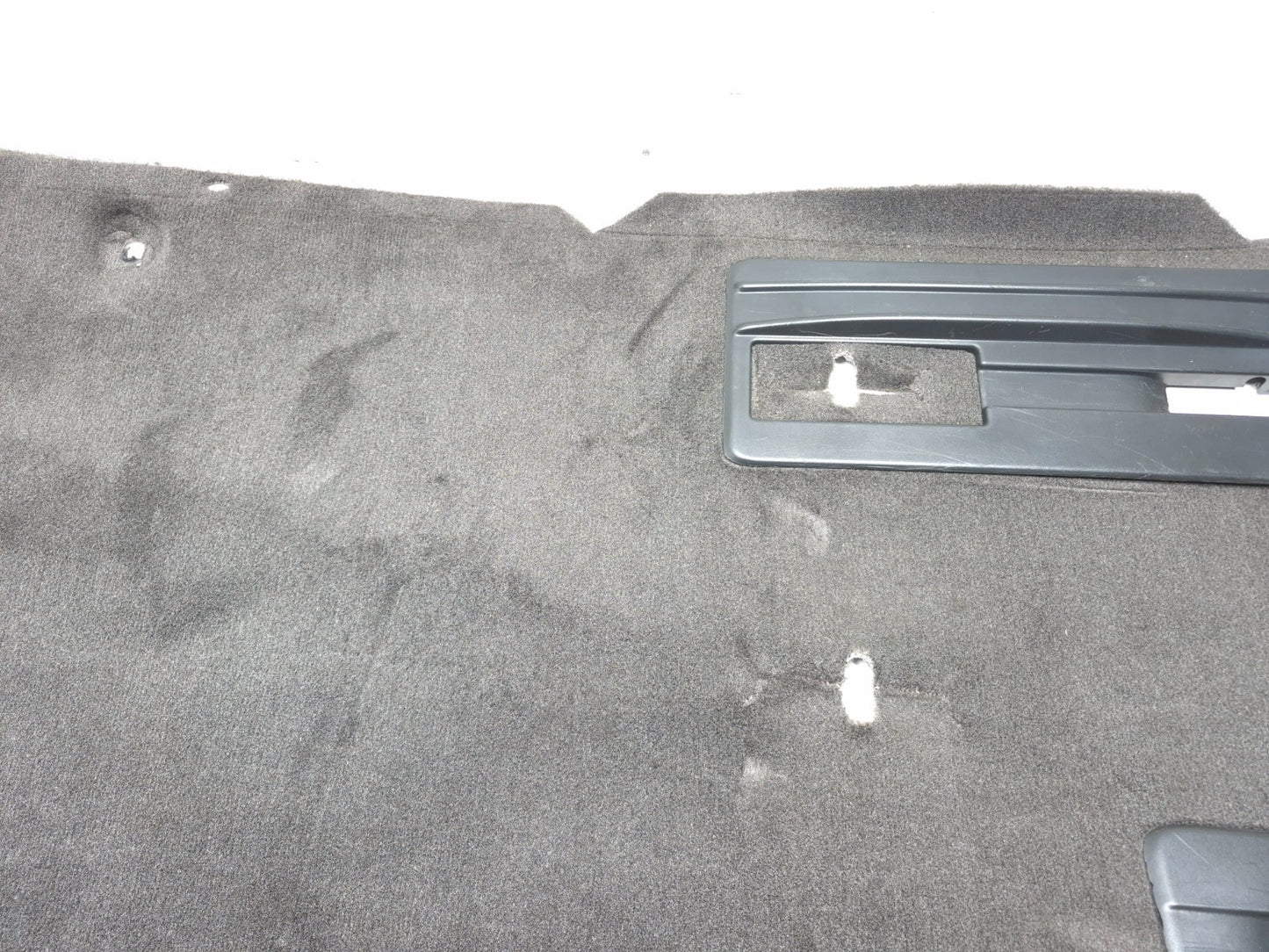 2013 Cadillac Escalade Esv Rear Floor Interior Carpet Liner OEM