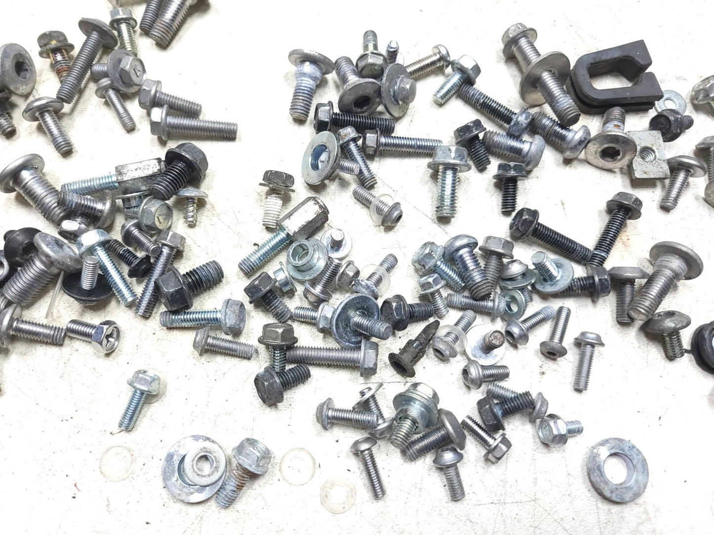 19 - 23 Kawasaki Z400 Er400 Misc Bolts Hardware Screws Brackets OEM