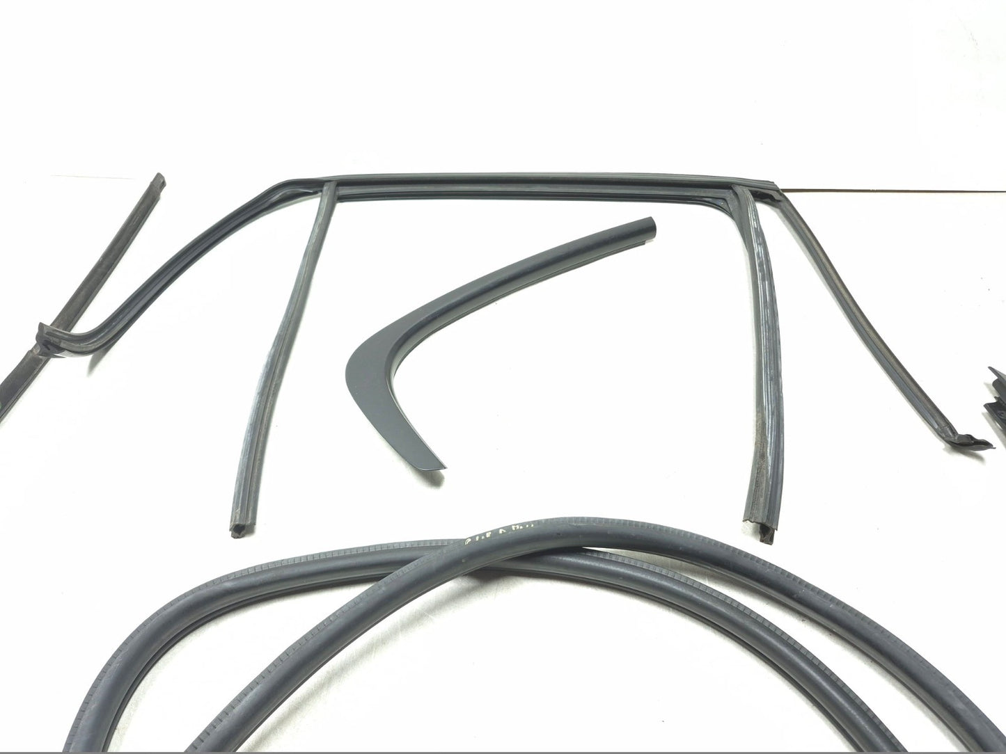 2013 BMW 328i F30 Rear Door Weatherstrip Seal Right Passenger Side Set OEM