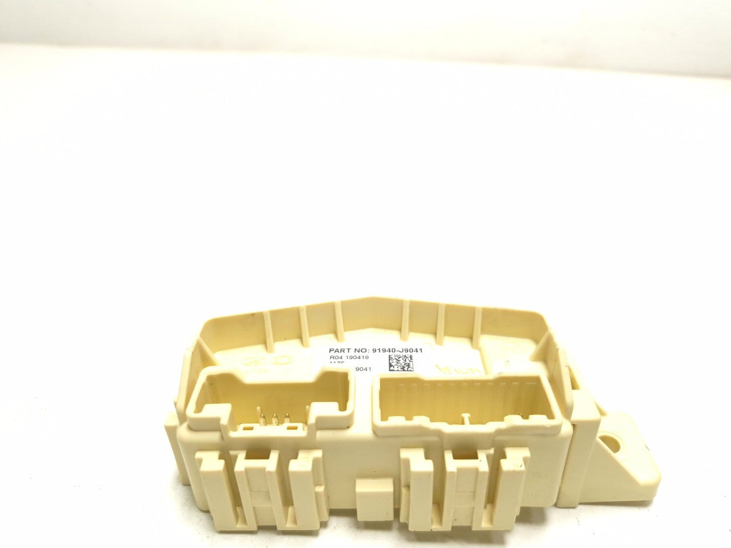 2019 Hyundai Kona Fuse Junction Box Block OEM