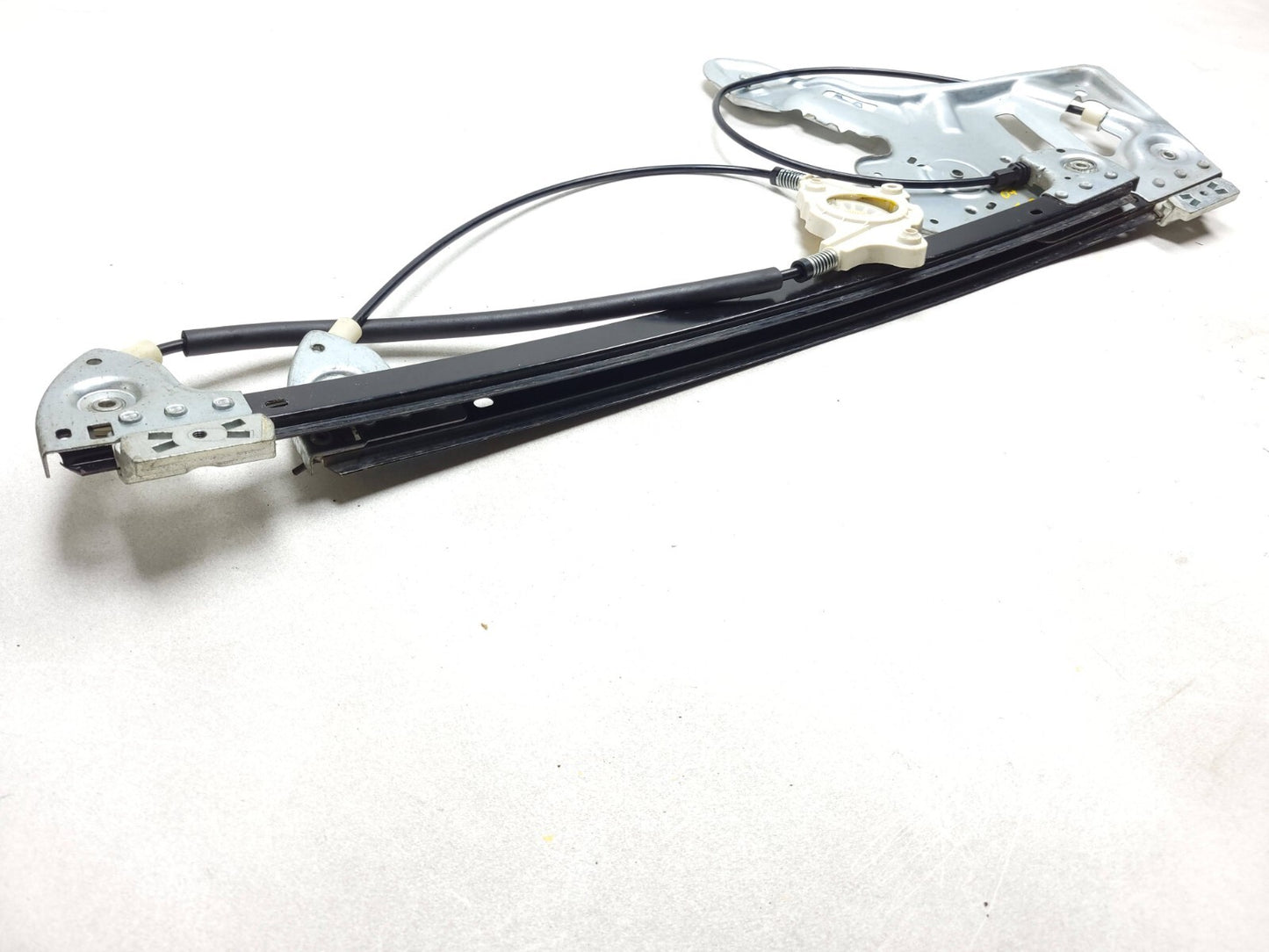 2007 Range Rover Front Door Window Regulator Left Driver Side OEM