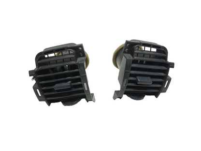 2007 Honda Fit Dashboard Vent Air Outlet Left & Right 77620-saa-003za OEM