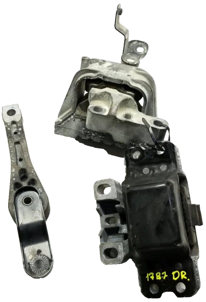 2017 Volkswagen Passat Engine Mount 3pcs OEM