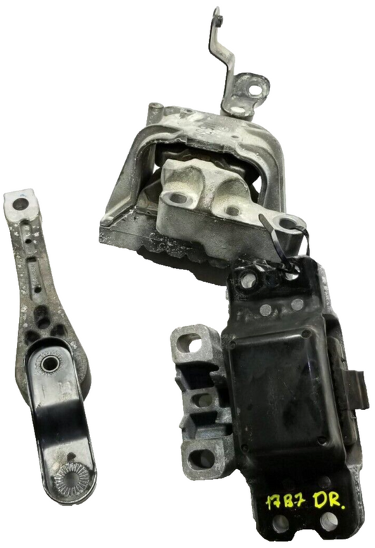 2017 Volkswagen Passat Engine Mount 3pcs OEM