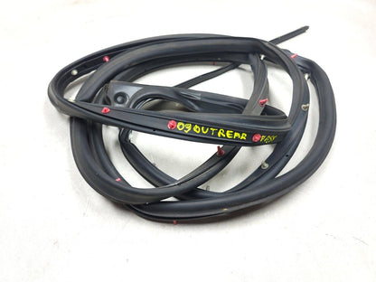 07-09 Mitsubishi Outlander Door Weatherstrip Seal Rear Passenger Side 2pcs OEM