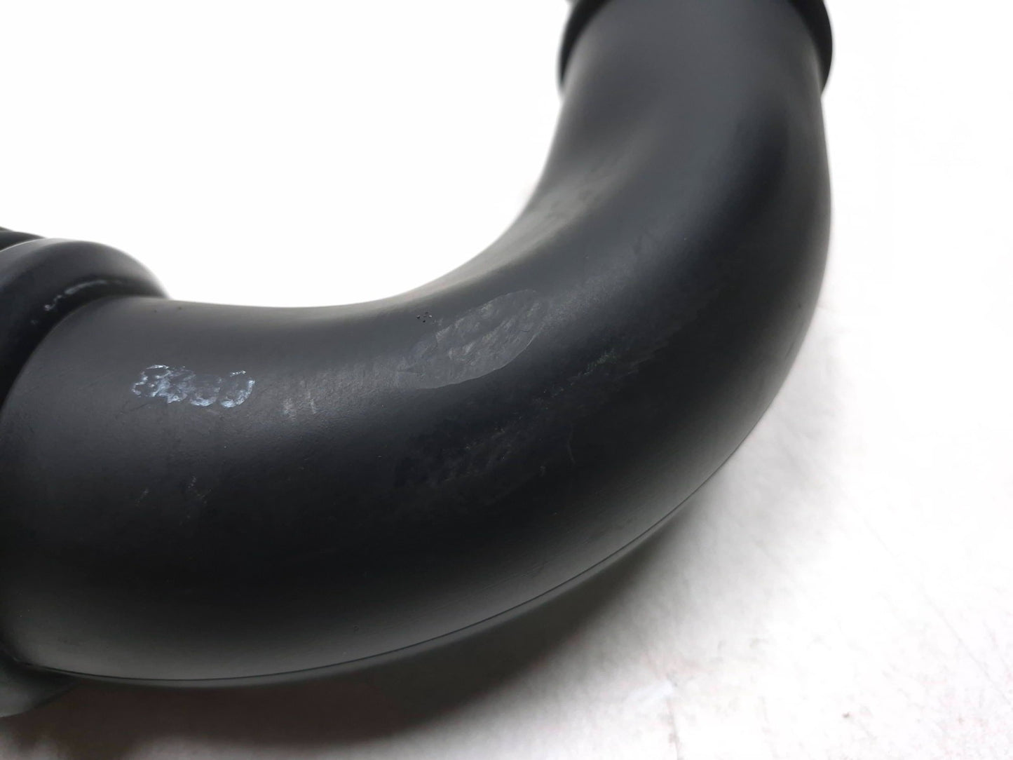 2010 Dodge Caliber Sxt Air Intake Hose Duct 04891621ac OEM