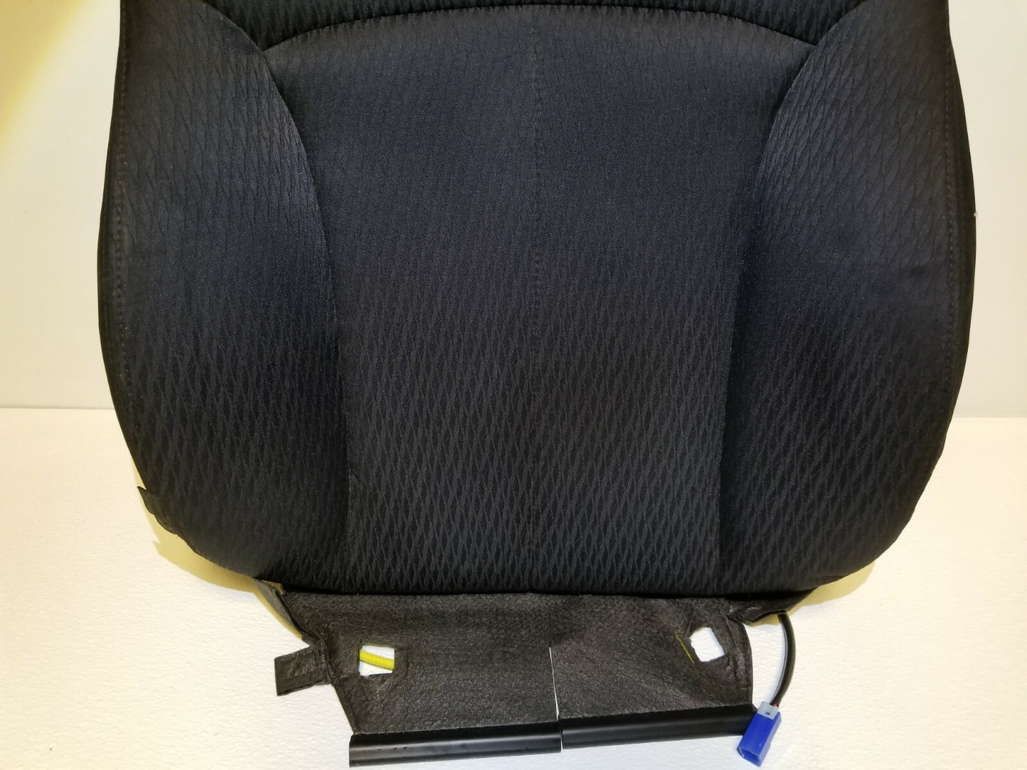 2011 Subaru Legacy Front Upper Seat Cushion Passenger Side Right OEM