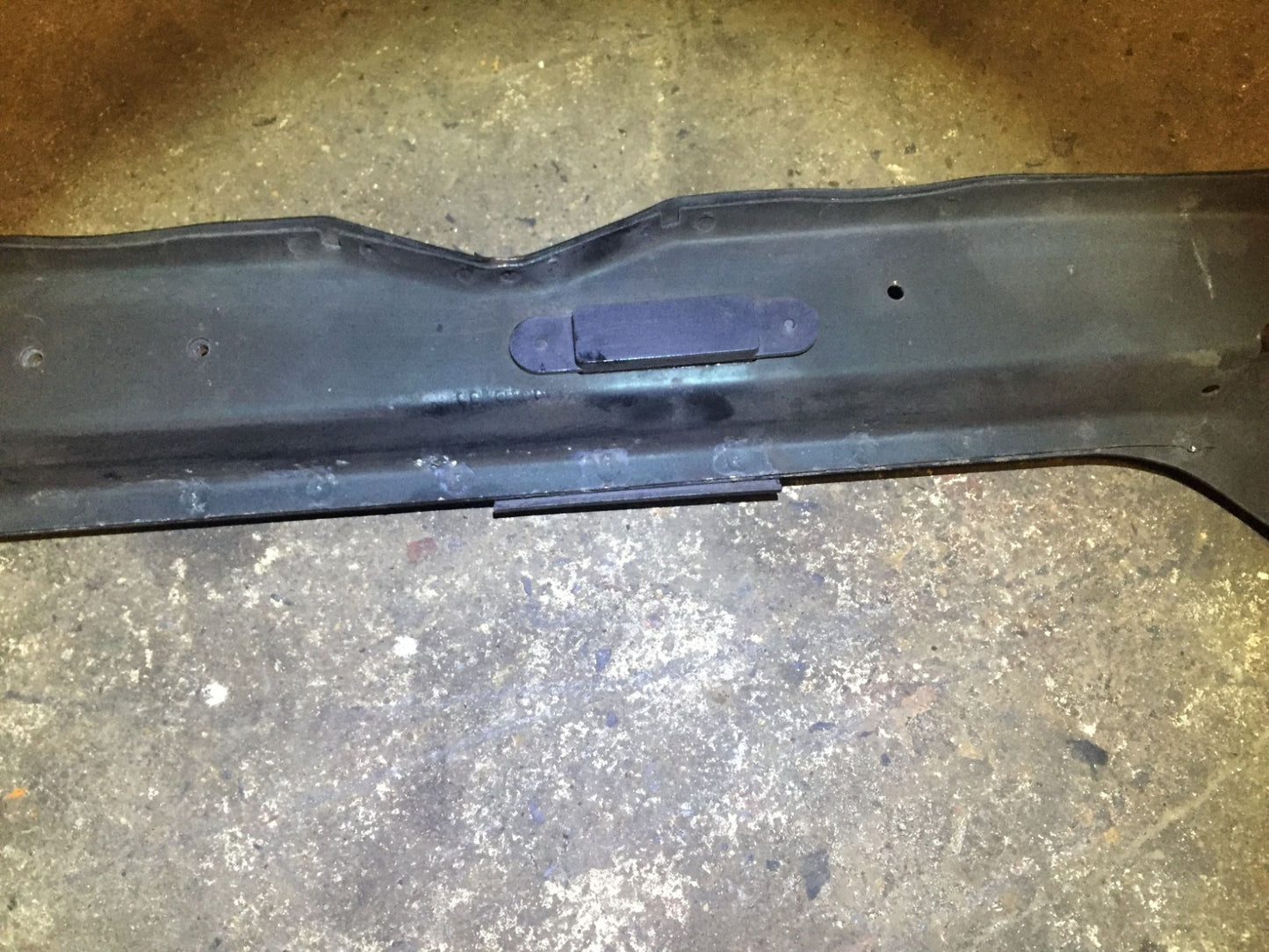 98 99 00 01 02 03 Mercedes Ml320 W163 Front Upper Radiator Core Support OEM D34