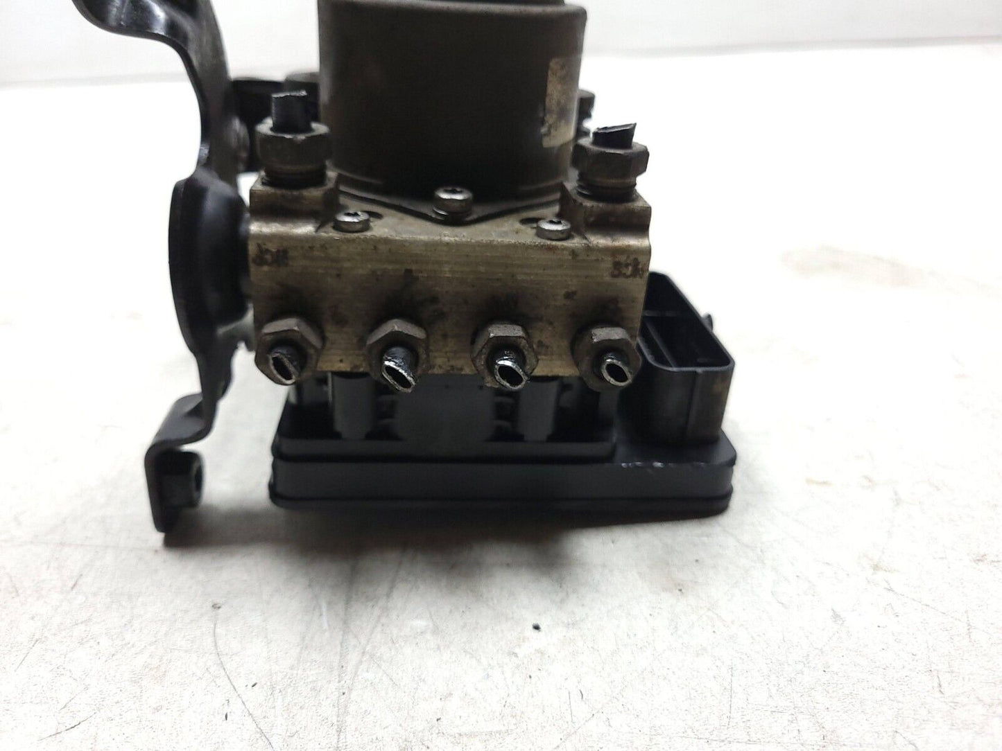 17-19 Chevrolet Silverado 1500 ABS Anti Lock Brake Pump OEM